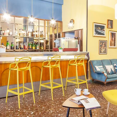 Hotel Ibis Styles Trani Esterno foto