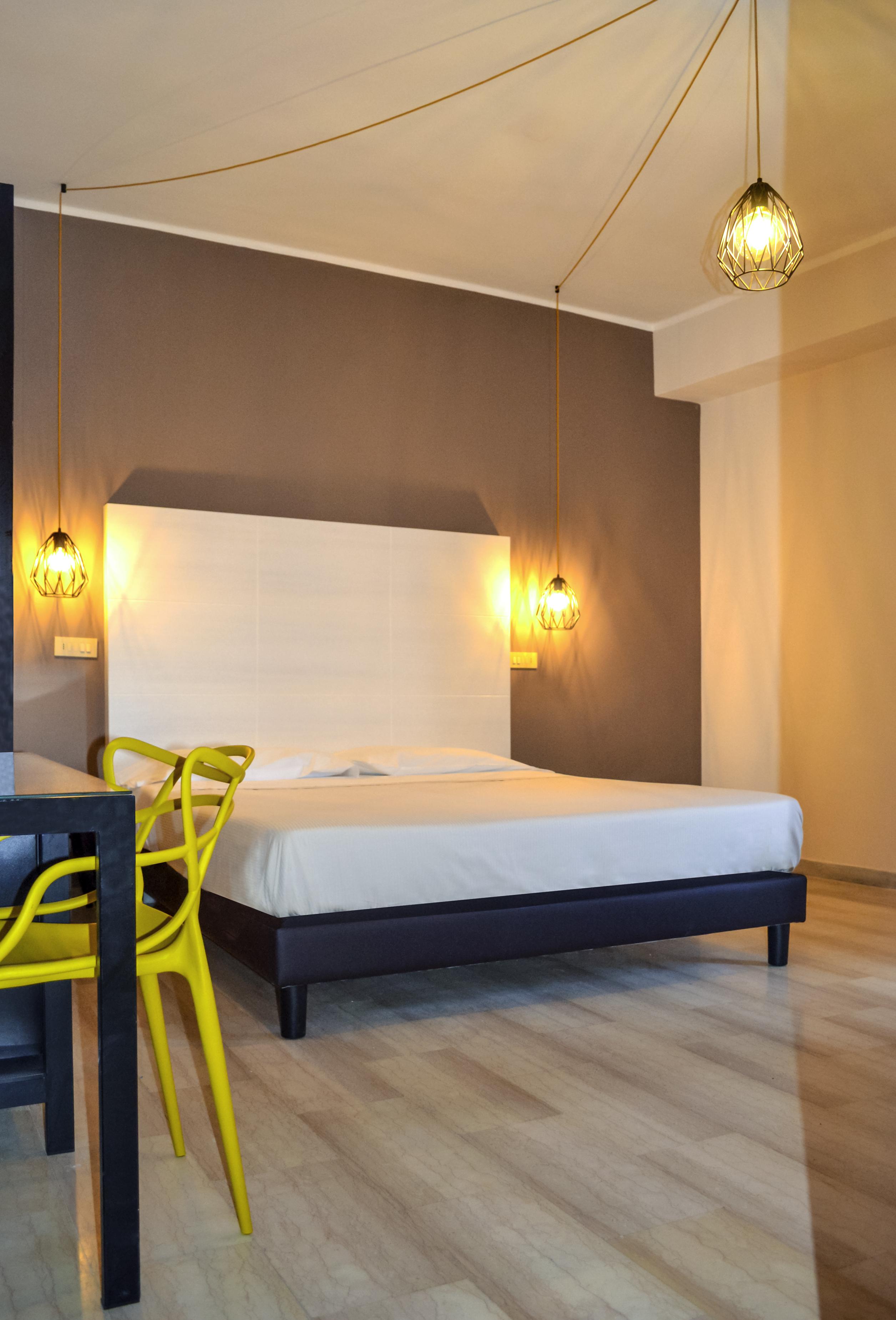 Hotel Ibis Styles Trani Esterno foto