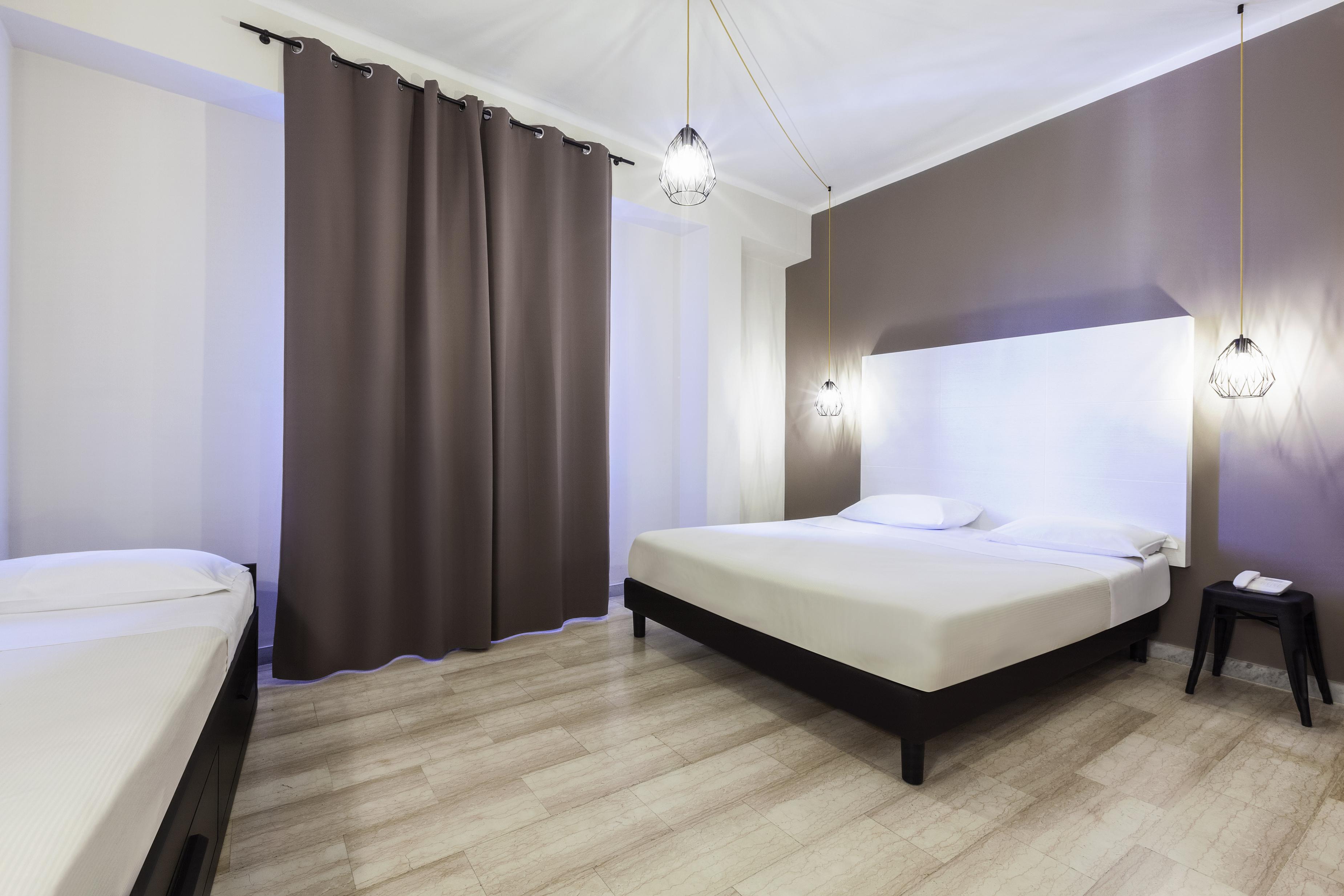 Hotel Ibis Styles Trani Esterno foto