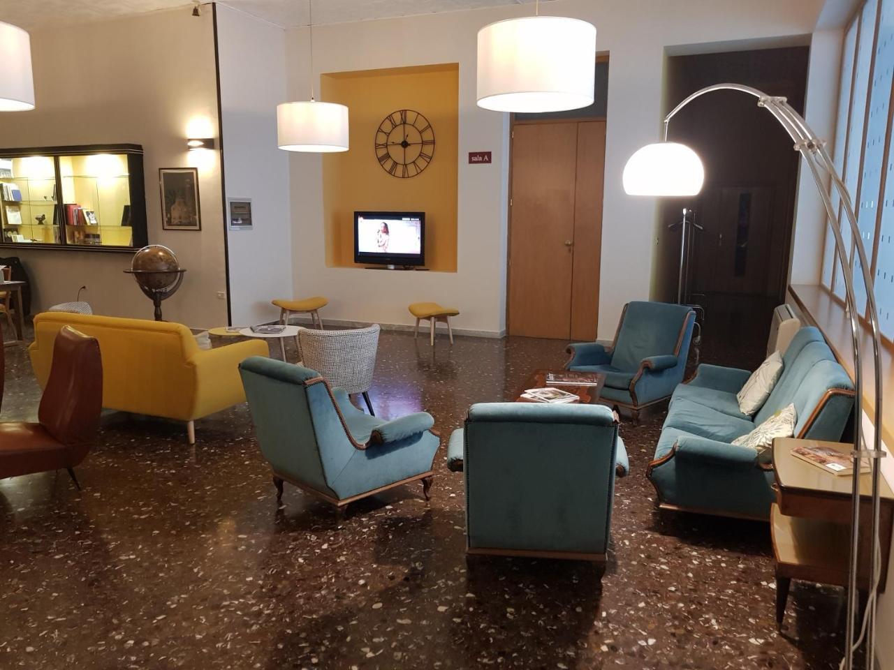 Hotel Ibis Styles Trani Esterno foto