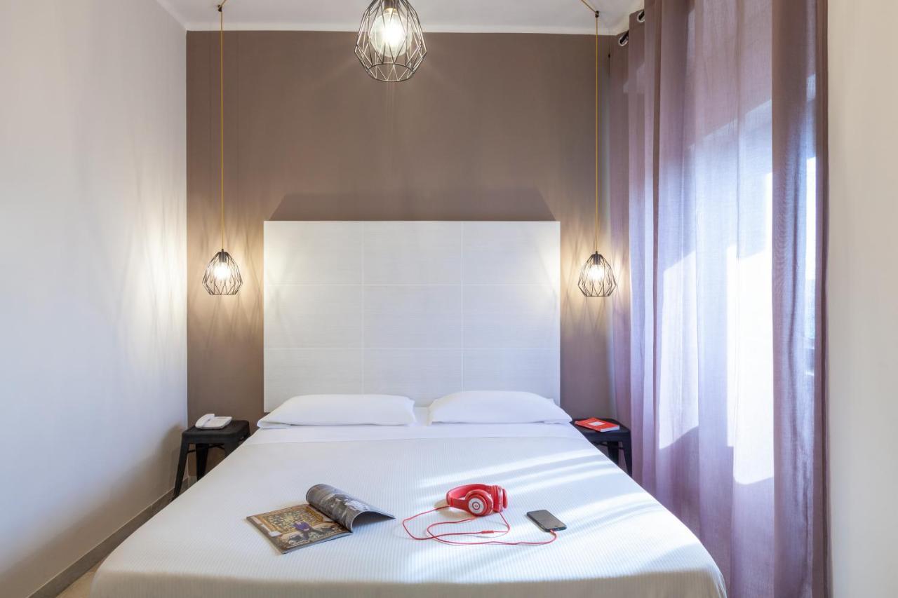 Hotel Ibis Styles Trani Esterno foto