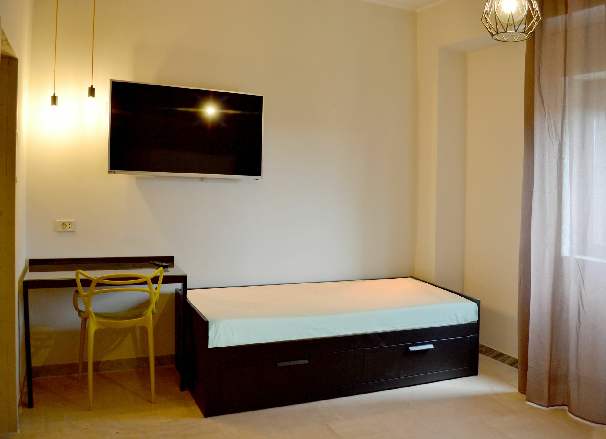 Hotel Ibis Styles Trani Esterno foto